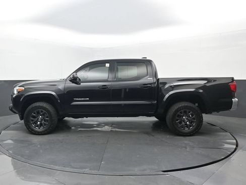 Used 2021 Toyota Tacoma SR5 RWD image 24
