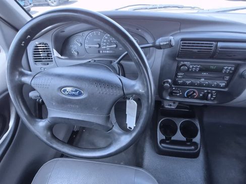Used 2002 Ford Ranger 2WD Regular Cab image 15