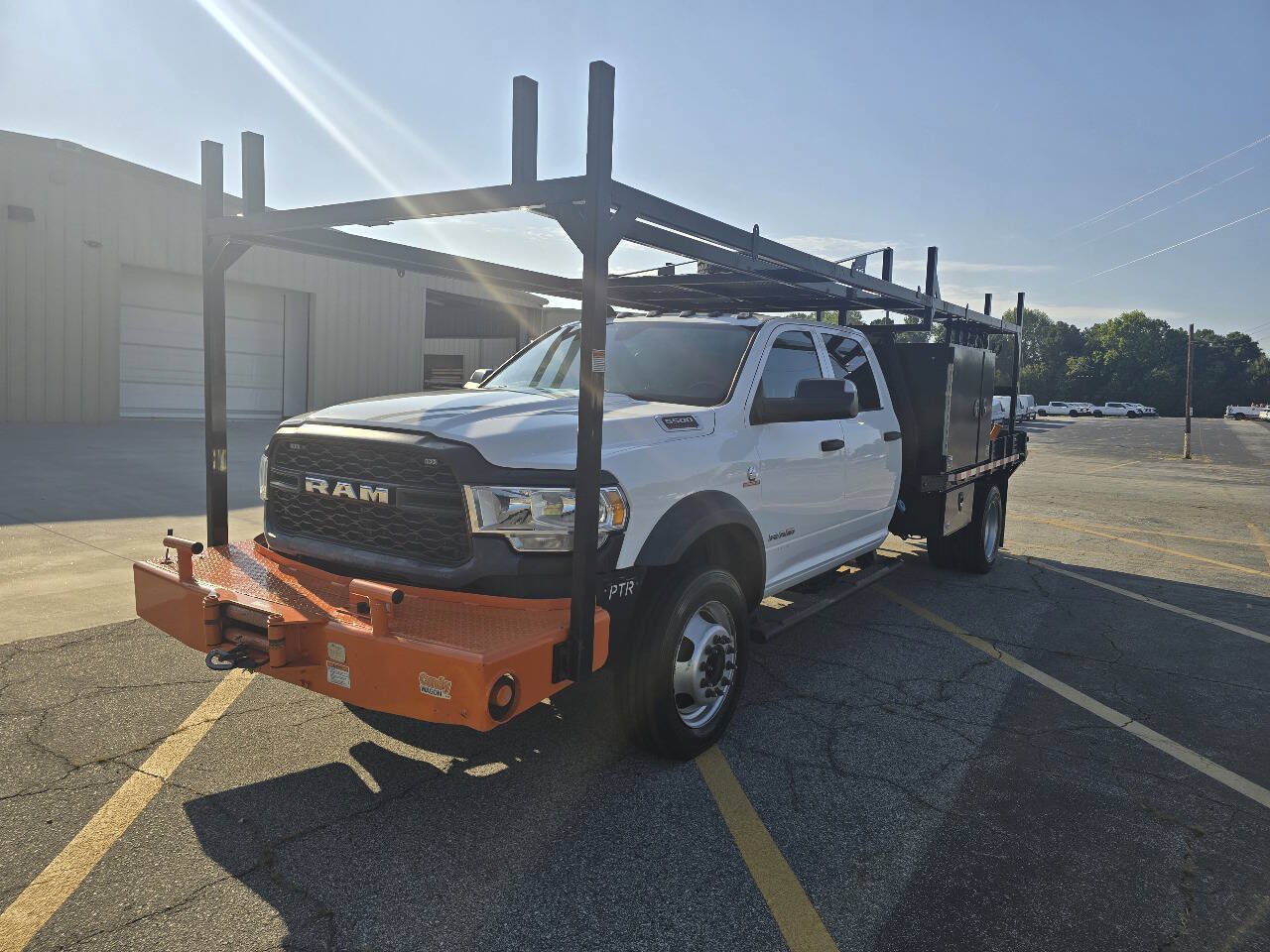 Used 2022 RAM 5500 Tradesman w/ Max Tow Package AWD/4WD image 5
