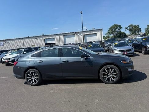 Used 2021 Chevrolet Malibu RS FWD image 4