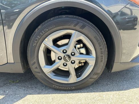 Used 2025 Kia K4 FWD image 29