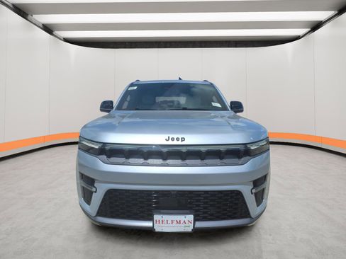 New 2026 Jeep Grand Wagoneer Limited AWD/4WD image 2