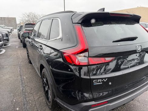 Used 2025 Honda CR-V Sport image 5