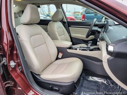 Used 2024 Nissan Altima 2.5 SL image 38