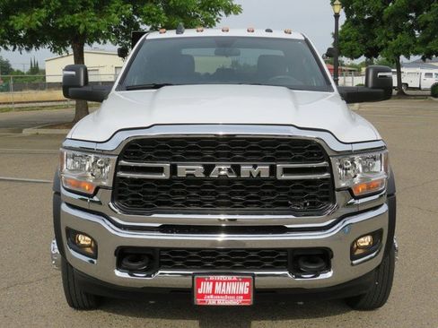 New 2023 RAM 5500 Tradesman w/ Chrome Appearance Group image 5