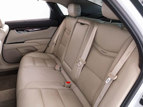 Used 2016 Cadillac XTS Premium FWD image 38