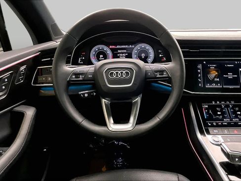 Used 2023 Audi Q7 2.0T Premium Plus w/ Premium Plus Package AWD/4WD image 6