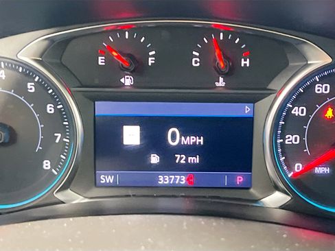 Used 2024 Chevrolet Equinox RS w/ RS Leather Package image 23