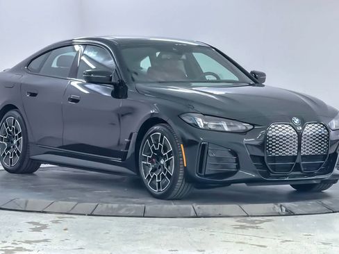 New 2026 BMW i4 eDrive40 w/ M Sport Package RWD image 9