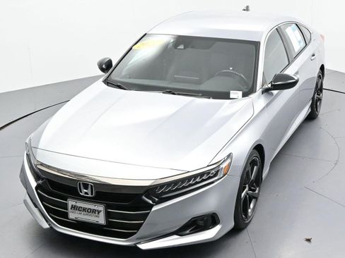 Used 2022 Honda Accord Sport image 36
