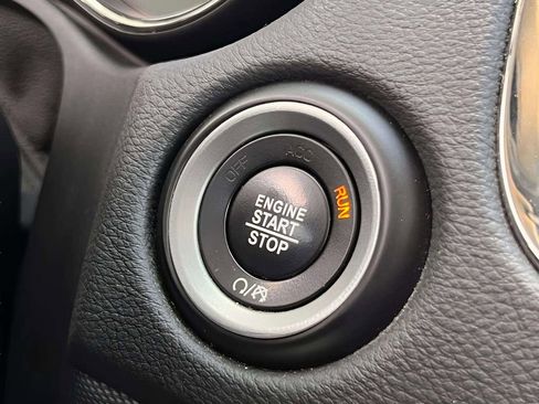 Used 2018 Dodge Durango GT AWD/4WD image 28