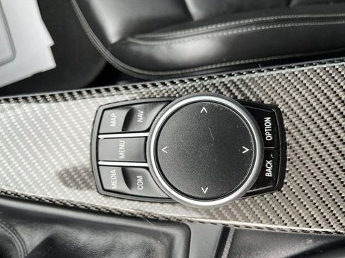 Used 2018 BMW M4 Coupe w/ Executive Package RWD image 27