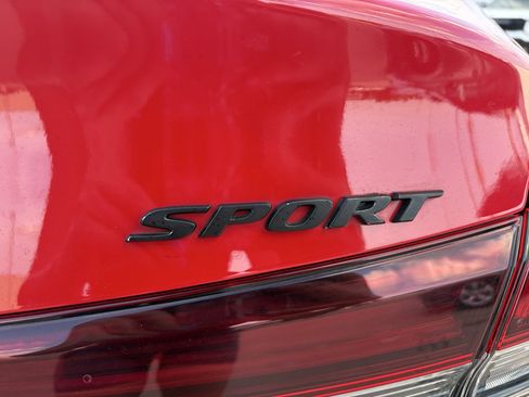 Certified 2025 Honda Civic Sport image 28