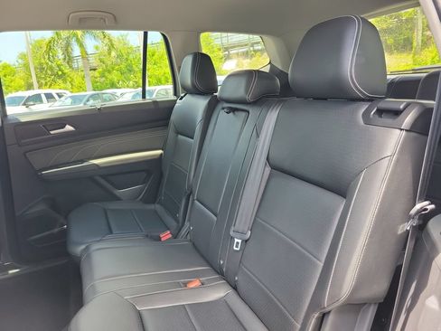 Used 2023 Volkswagen Atlas SE FWD image 10