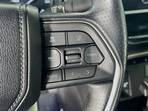 Used 2025 Toyota Tundra SR5 w/ SR5 Convenience Package AWD/4WD image 18