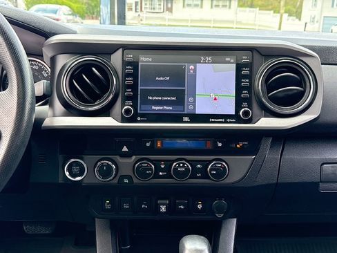 Used 2021 Toyota Tacoma TRD Sport w/ TRD Premium Sport Package AWD/4WD image 27