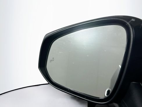 Used 2025 Toyota RAV4 XLE w/ Convenience Package FWD image 16