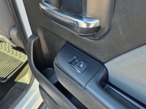 Used 2016 GMC Sierra 2500 2WD Crew Cab image 20