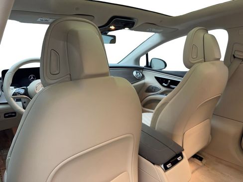 Used 2022 Mercedes-Benz EQS 450+ Sedan image 33
