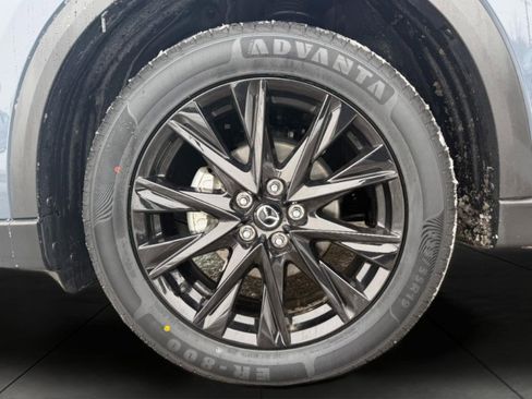 Used 2024 MAZDA CX-5 Carbon Edition image 4