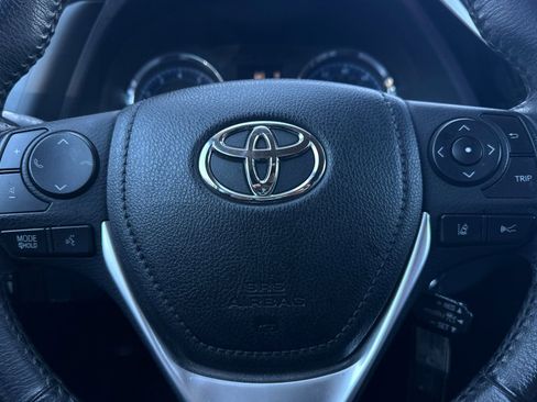 Used 2017 Toyota Corolla SE w/ Carpet Mat Package (TMS) image 22