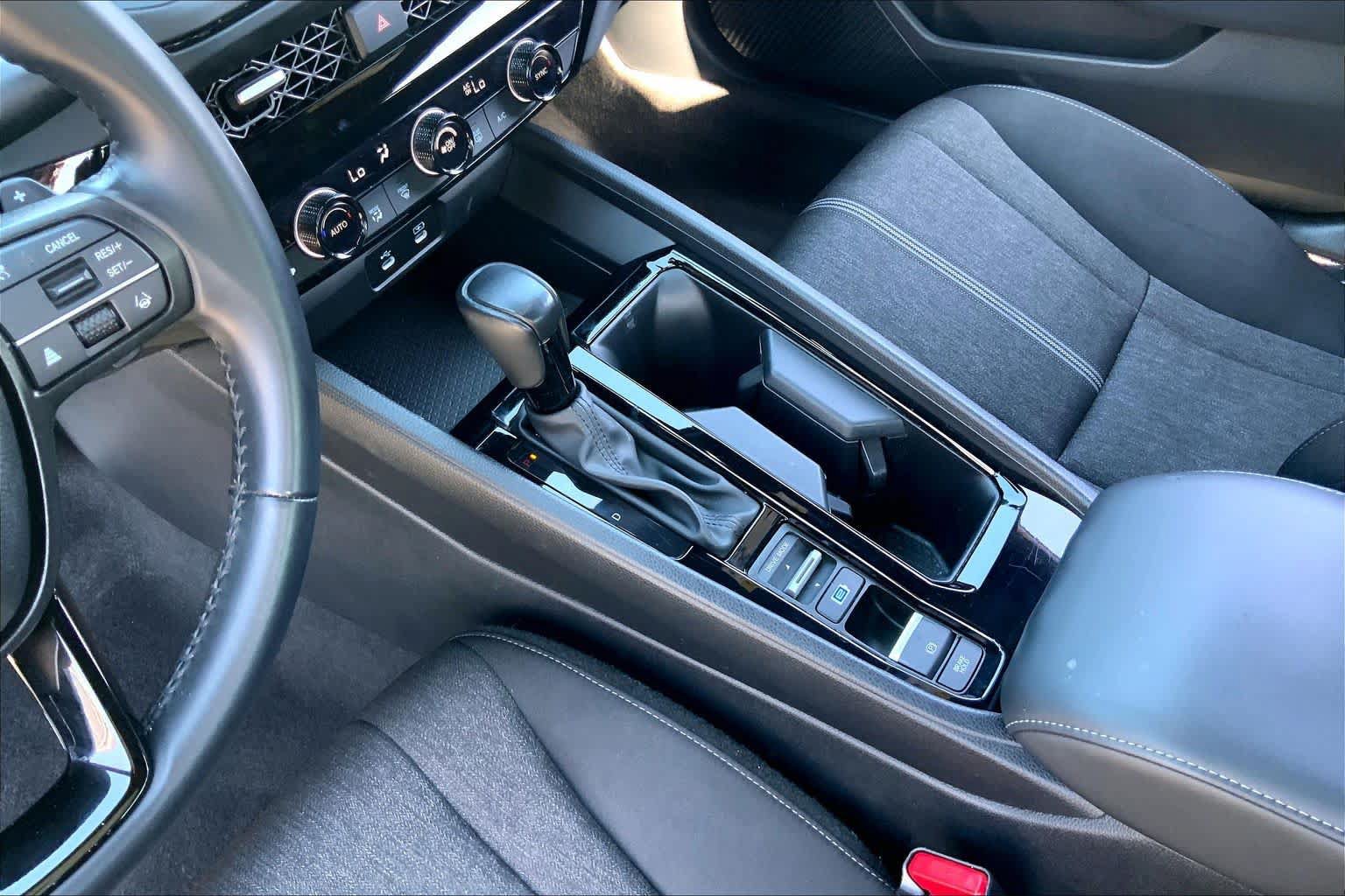 Used 2023 Honda Accord Sport image 17