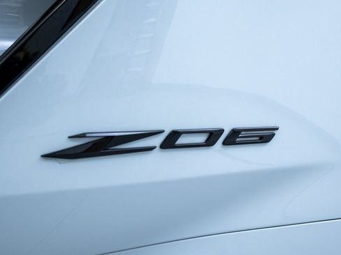 Used 2024 Chevrolet Corvette Z06 RWD image 28