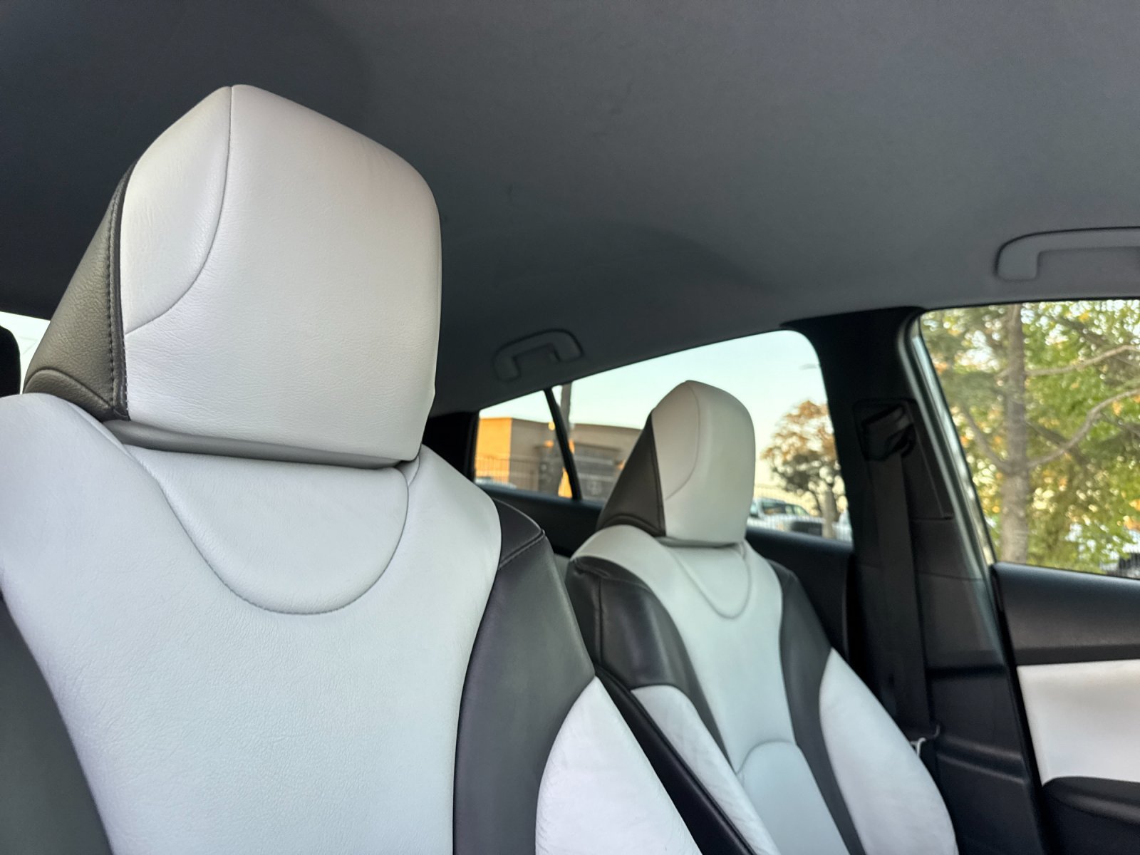Used 2017 Toyota Prius Two w/ Prius Two Safety Plus Package FWD image 16