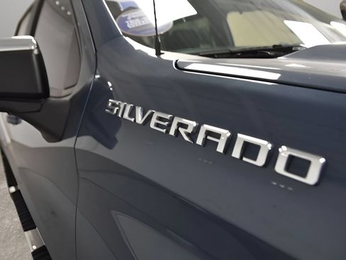 Used 2024 Chevrolet Silverado 1500 LT RWD image 38