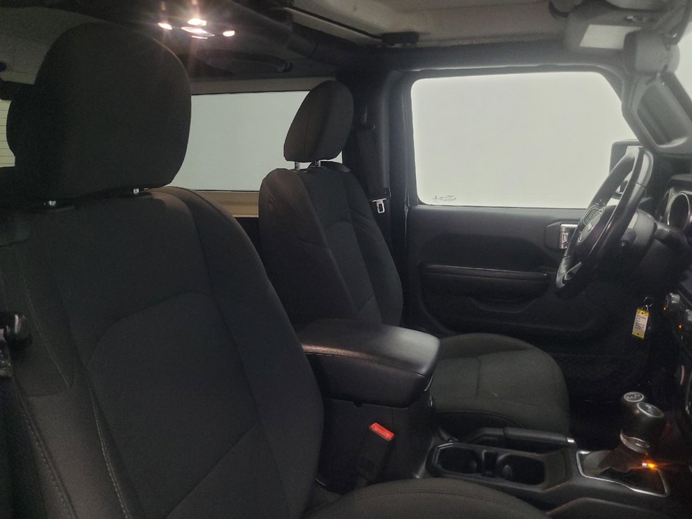 Used 2020 Jeep Wrangler Sport AWD/4WD image 19