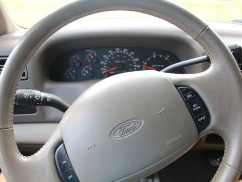 Used 2000 Ford F350 XL image 22