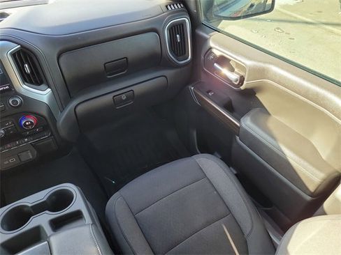 Used 2021 Chevrolet Silverado 1500 LT image 16
