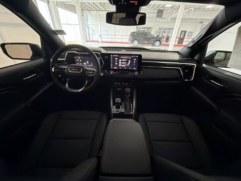 New 2026 GMC Canyon Elevation w/ Convenience Package image 23