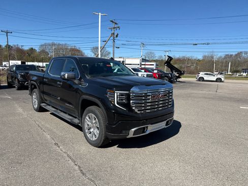 New 2026 GMC Sierra 1500 Denali AWD/4WD image 7