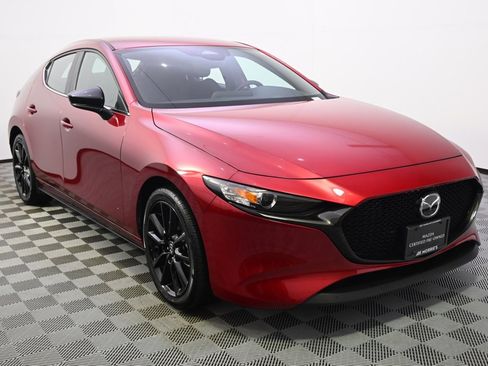 Certified 2025 MAZDA MAZDA3 s Sport image 8