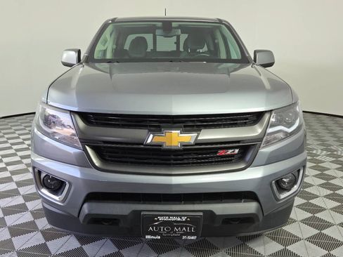 Used 2018 Chevrolet Colorado Z71 AWD/4WD image 2