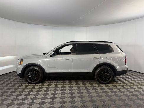 Used 2025 Kia Telluride SX Prestige X-Pro AWD/4WD image 12