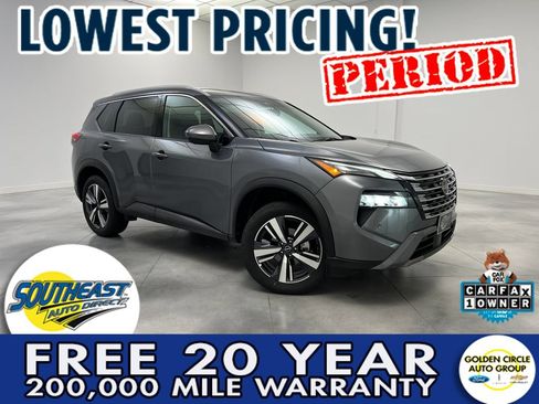 Used 2026 Nissan Rogue SL FWD image 1