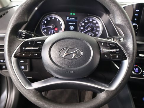 Certified 2023 Hyundai Sonata SEL w/ Preferred Accessory Package FWD image 3
