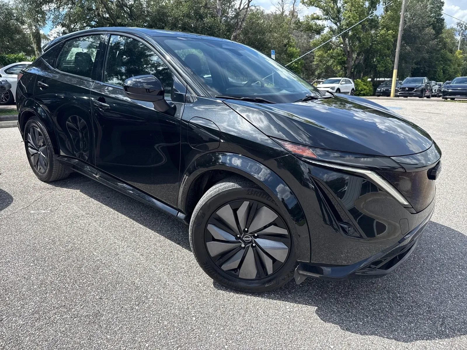 Used 2024 Nissan Ariya AWD image 6
