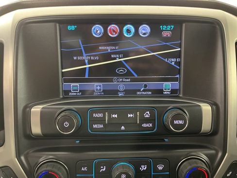 Used 2017 GMC Sierra 1500 SLT w/ SLT Premium Package image 11