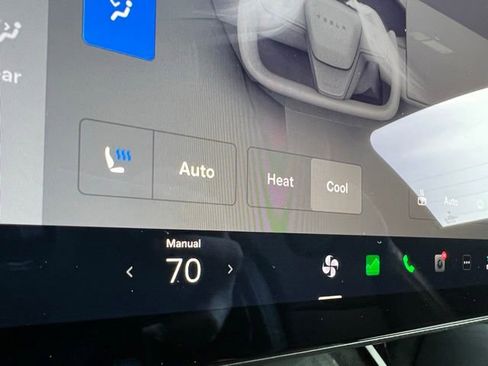 Used 2022 Tesla Model S image 19