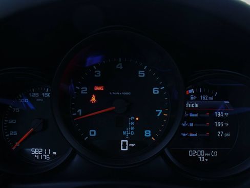 Used 2019 Porsche Macan AWD/4WD image 28