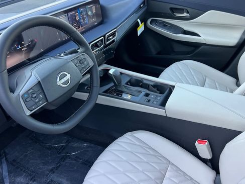 New 2026 Nissan Sentra SL image 12