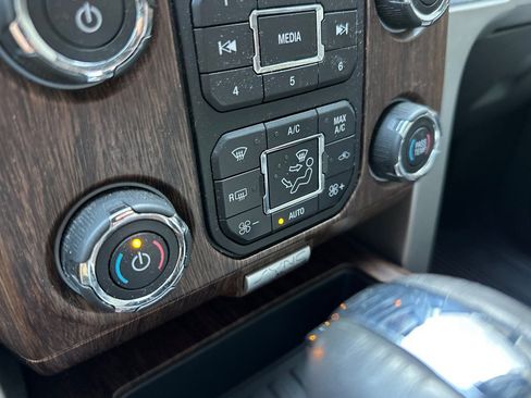 Used 2014 Ford F150 Lariat w/ Equipment Group 501A Mid image 27