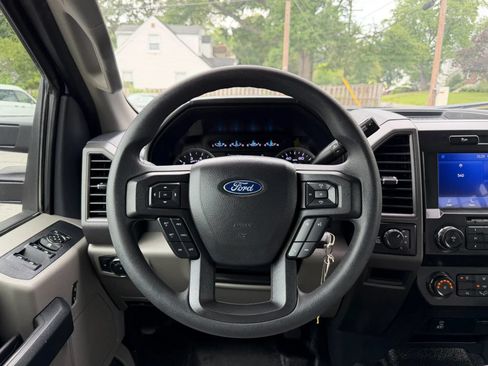 Used 2022 Ford F250 XL w/ Power Equipment Group AWD/4WD image 14