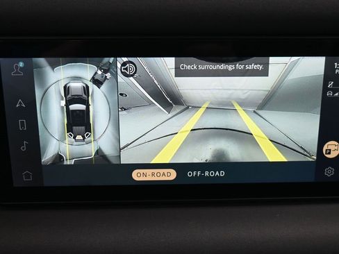 Used 2020 Land Rover Defender 110 SE image 15