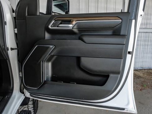 Used 2024 Chevrolet Silverado 3500 LT w/ Convenience Package image 47