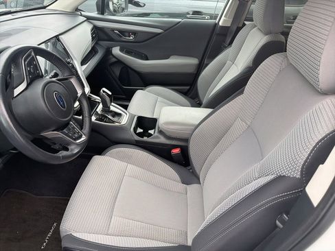Certified 2023 Subaru Outback Premium AWD/4WD image 7