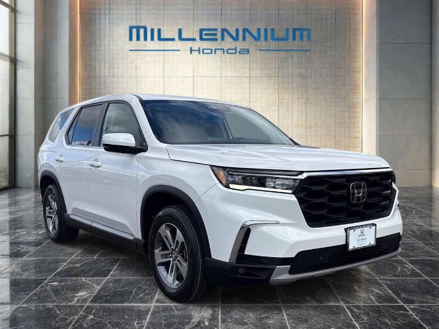 Used 2025 Honda Pilot EX-L image 7